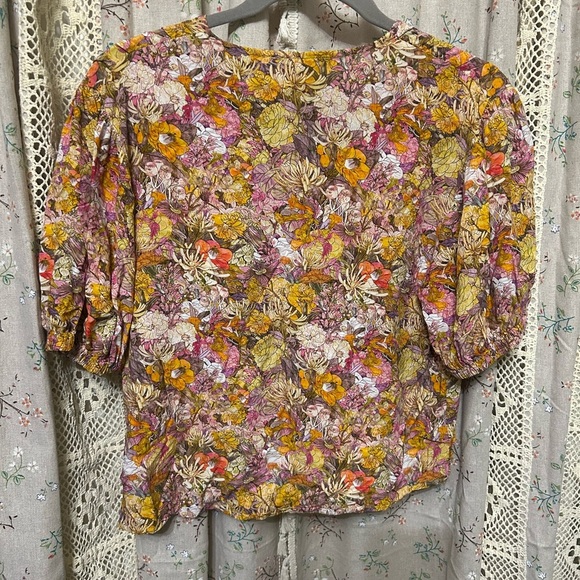 Taylor Tillman New York Floral V-neck Blouse Size XS - Picture 6 of 6